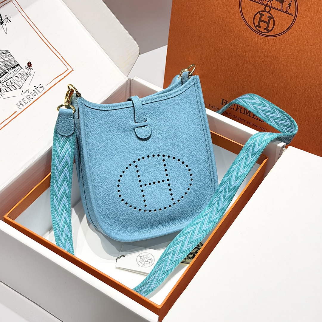 Hermes Mini Evelyne 16 Bag in Taurillon Clemence Leather H069432