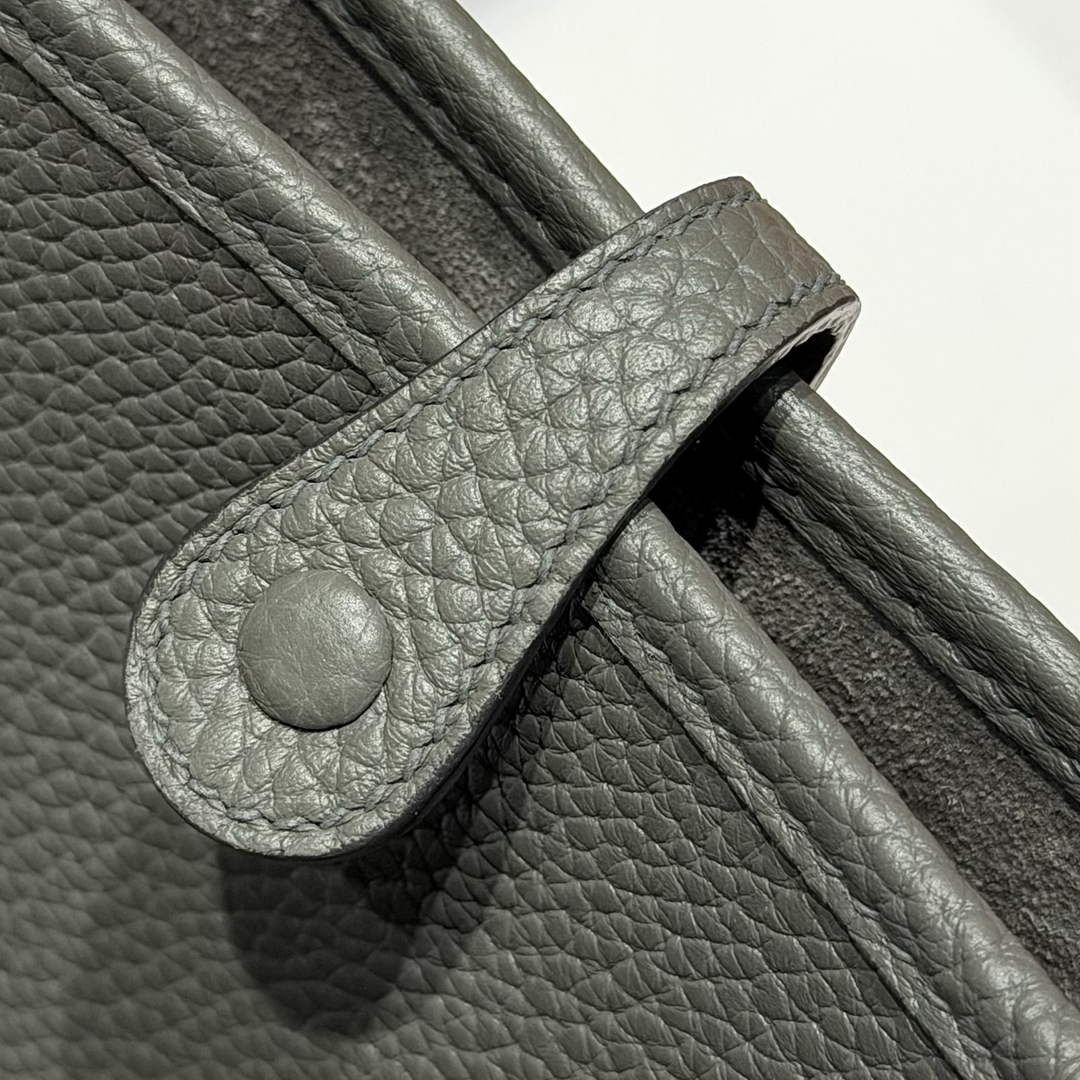 Hermes Mini Evelyne 16 Bag in Taurillon Clemence Leather H069453