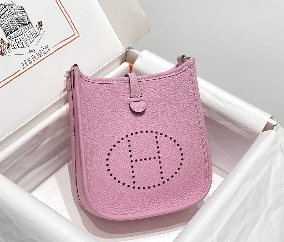 Hermes Mini Evelyne 16 Bag in Taurillon Clemence Leather H069429