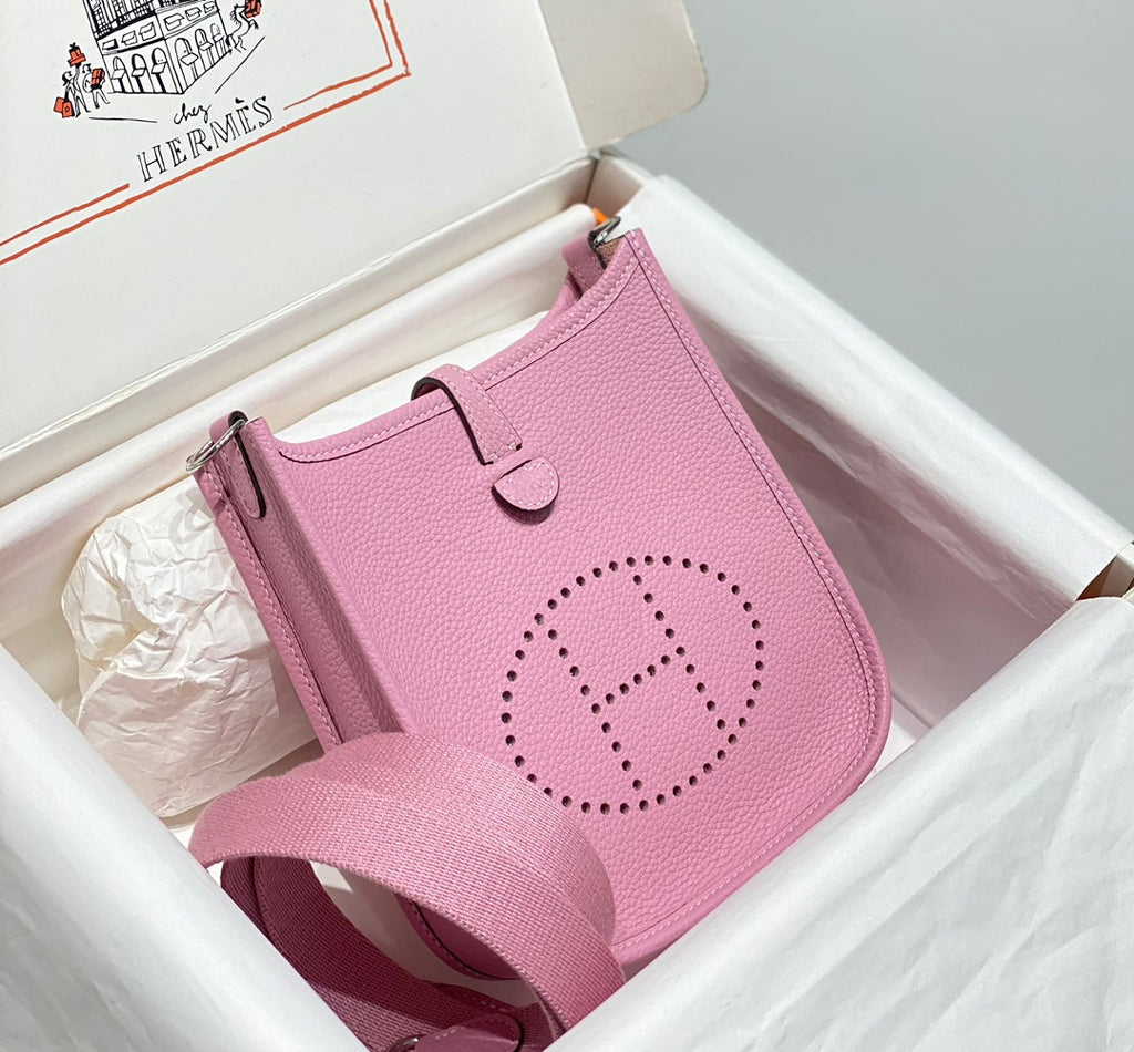 Hermes Mini Evelyne 16 Bag in Taurillon Clemence Leather H069429