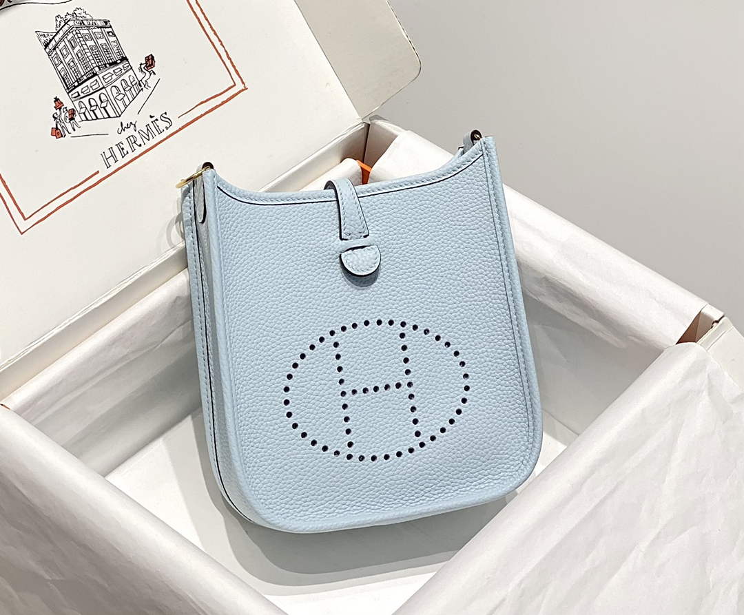 Hermes Mini Evelyne 16 Bag in Taurillon Clemence Leather H069431