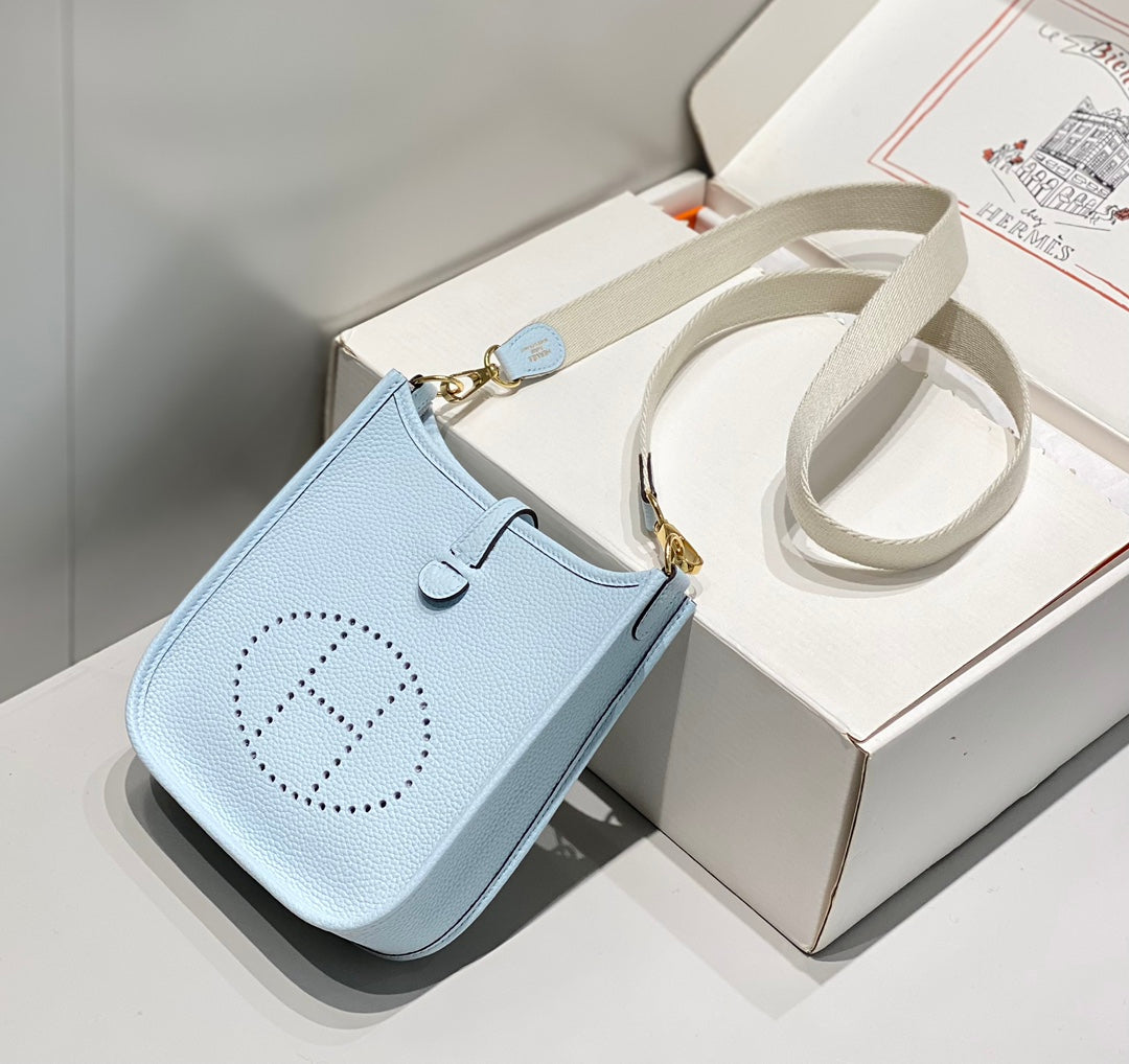 Hermes Mini Evelyne 16 Bag in Taurillon Clemence Leather H069431