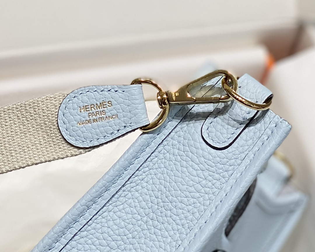 Hermes Mini Evelyne 16 Bag in Taurillon Clemence Leather H069431