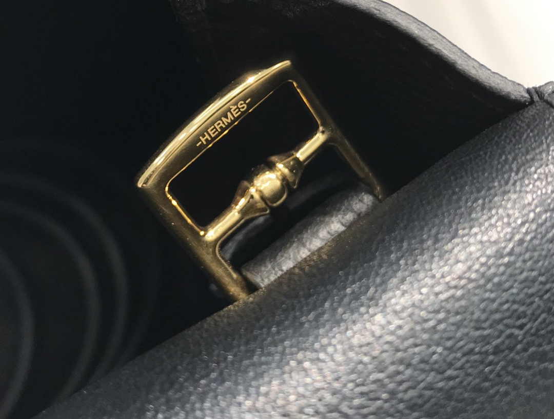 Hermes Mini Halzan 22 Bag Black Togo Leather H082140
