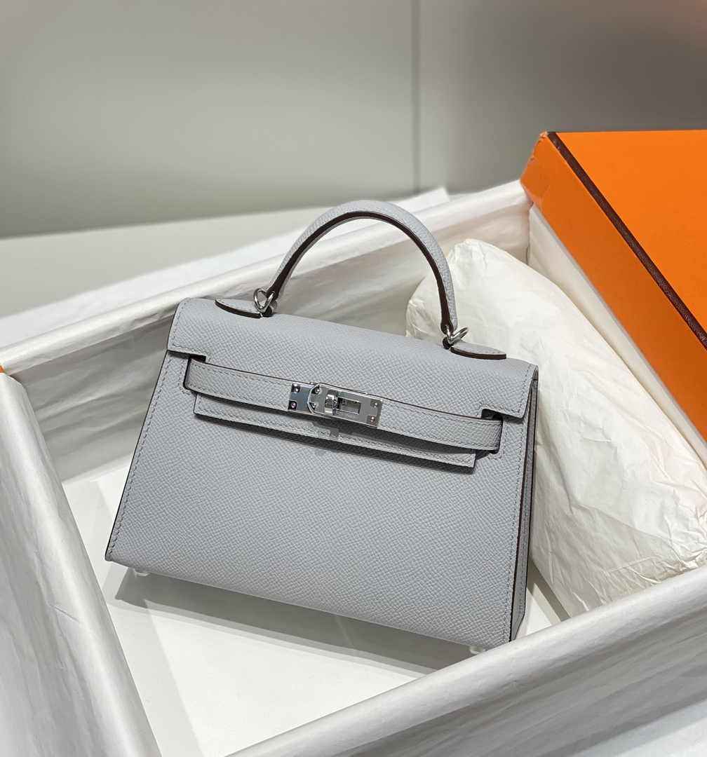 Hermes Mini Kelly II Bag 19 Light Gray Epsom Gold Hardware H86102
