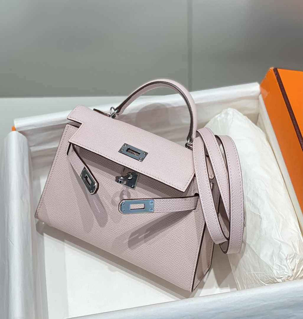 Hermes Mini Kelly II Bag 19 Light Pink Epsom Gold Hardware H86103