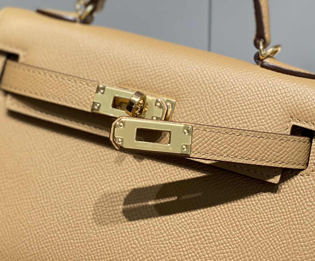 Hermes Mini Kelly II Bag 19 Tan Epsom Gold Hardware H86104