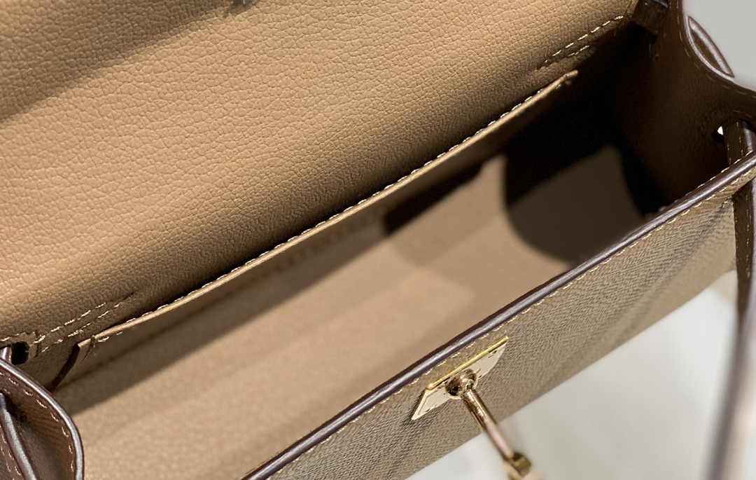 Hermes Mini Kelly II Bag 19 Tan Epsom Gold Hardware H86104