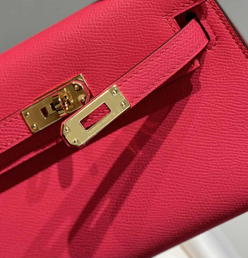 Hermes Mini Kelly II Bag 19 Red Epsom Gold Hardware H86105
