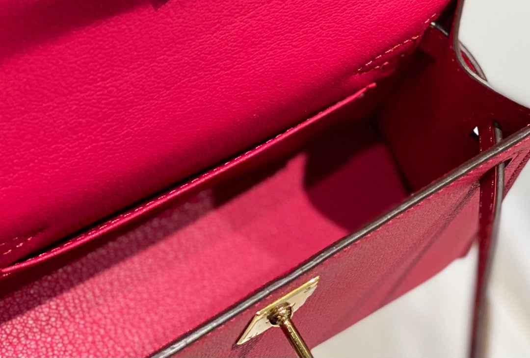 Hermes Mini Kelly II Bag 19 Red Epsom Gold Hardware H86105