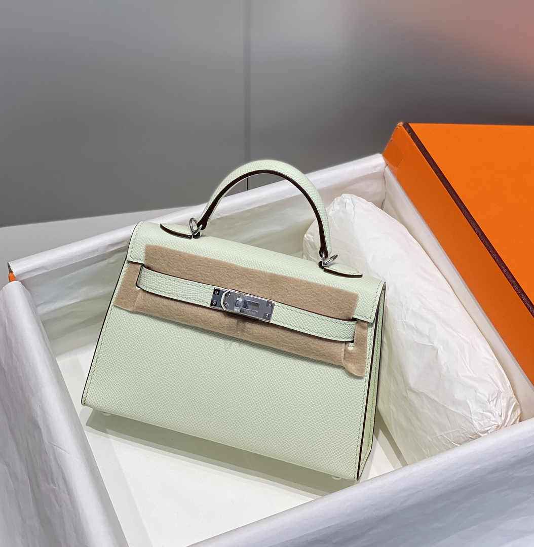 Hermes Mini Kelly II Bag 19 Light Green Epsom Gold Hardware H86106