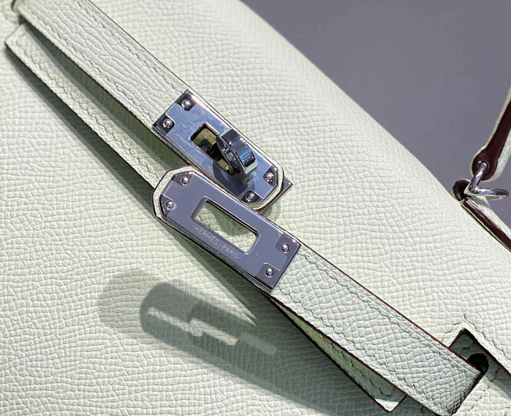 Hermes Mini Kelly II Bag 19 Light Green Epsom Gold Hardware H86106