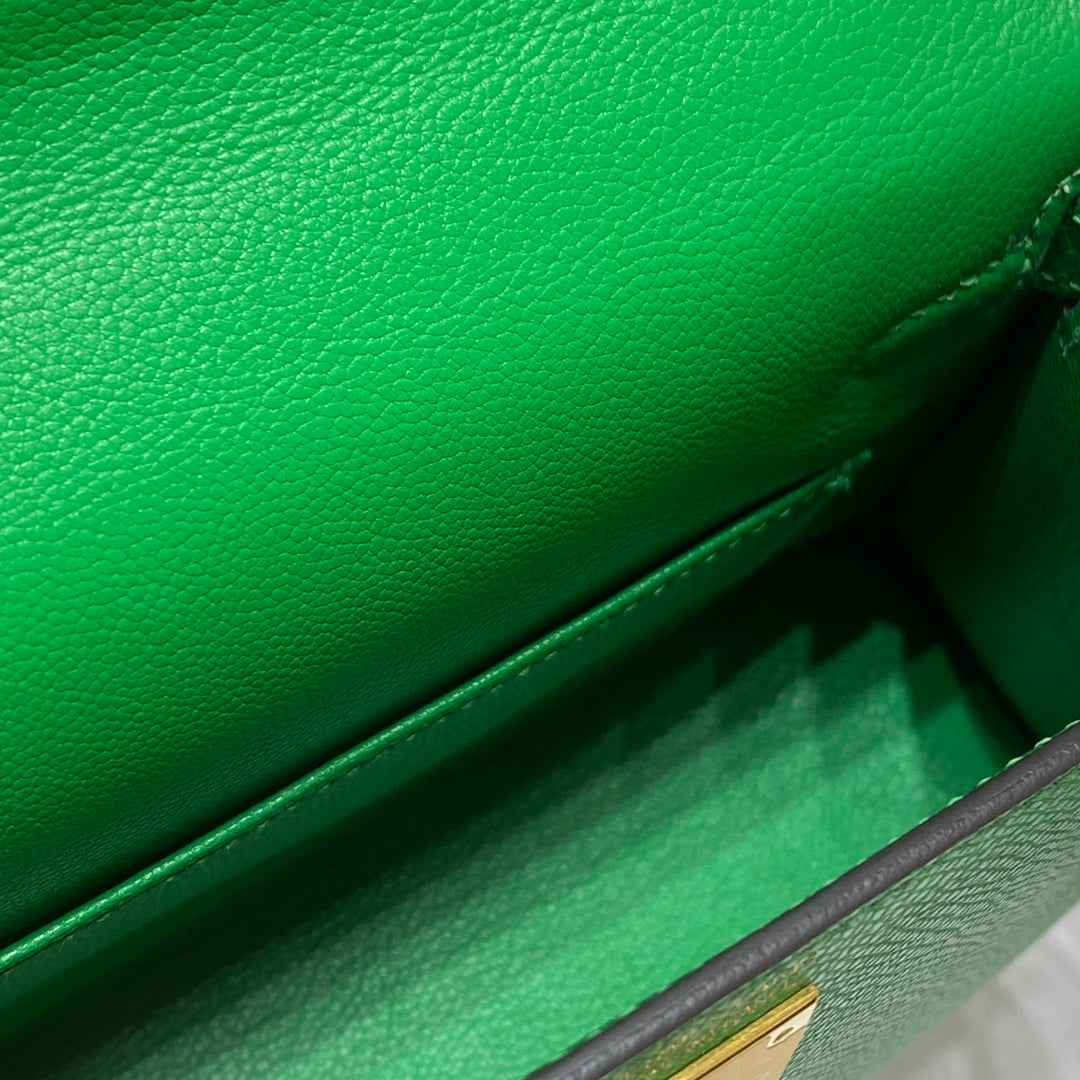 Hermes Mini Kelly II Bag 19 Gold Hardware with Epsom Green