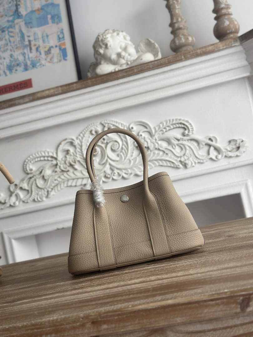 Hermes Mini Neo Garden 23 Bag, H086741 Togo calfskin