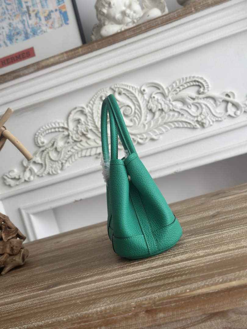 Hermes Mini Neo Garden 23 Bag, H086744 Togo calfskin