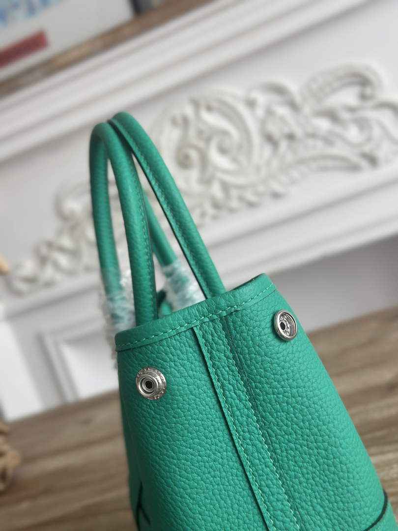 Hermes Mini Neo Garden 23 Bag, H086744 Togo calfskin