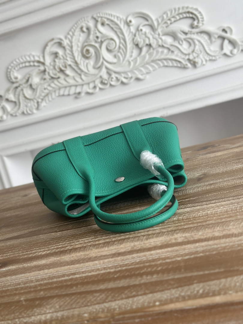Hermes Mini Neo Garden 23 Bag, H086744 Togo calfskin