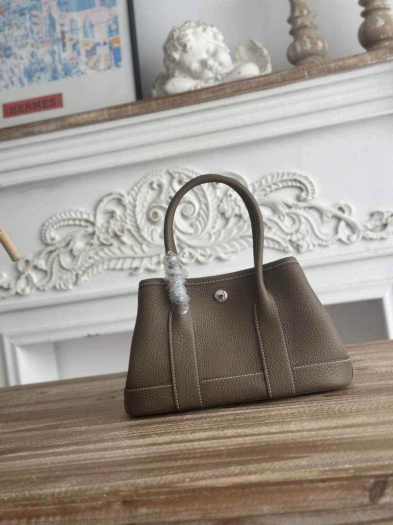 Hermes Mini Neo Garden 23 Bag, H086749 Togo calfskin