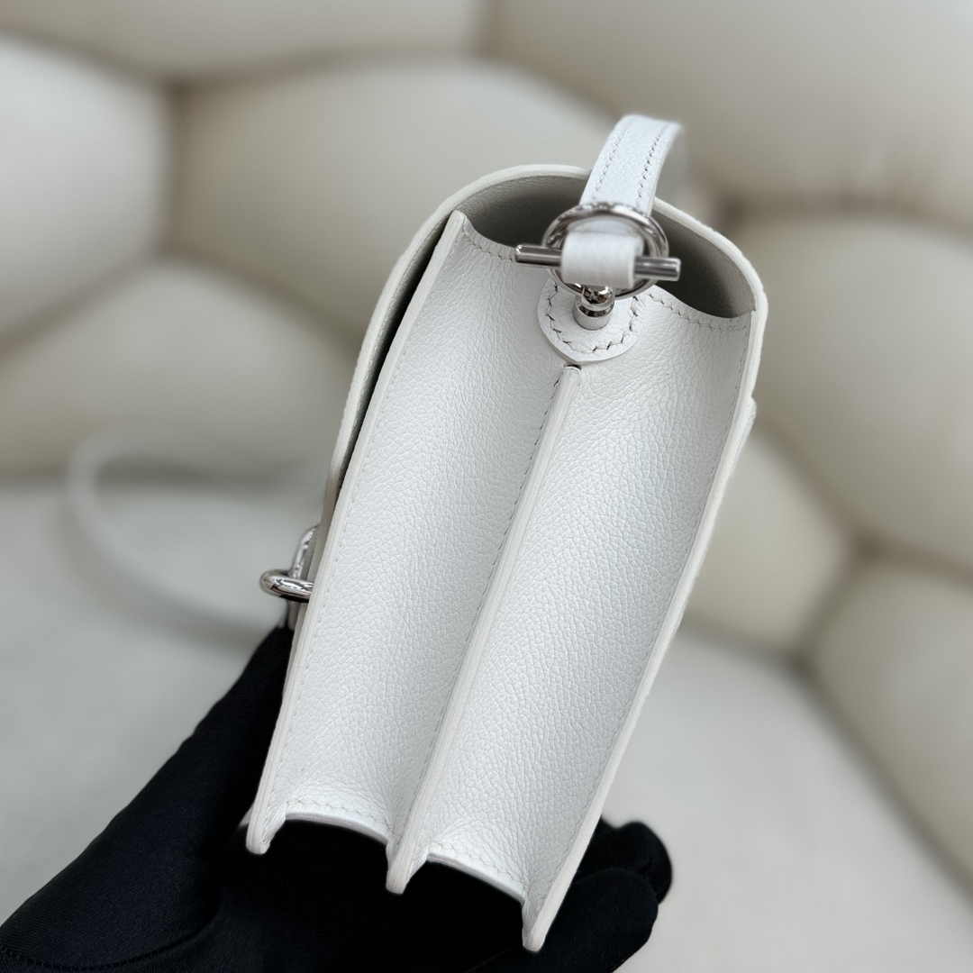 Hermès Mini Roulis Bag White Evercolor Silver Hardware H50309