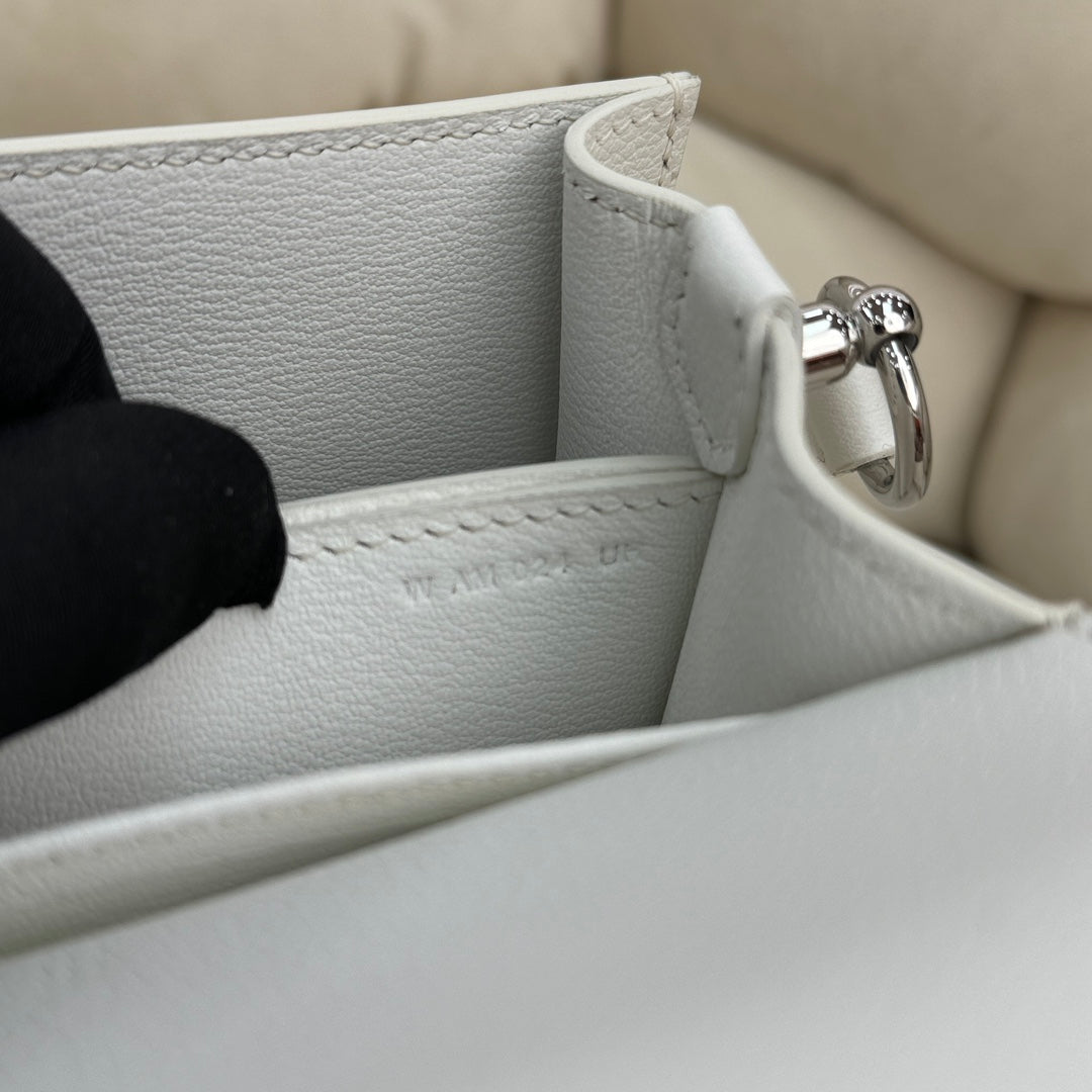 Hermès Mini Roulis Bag White Evercolor Silver Hardware H50309