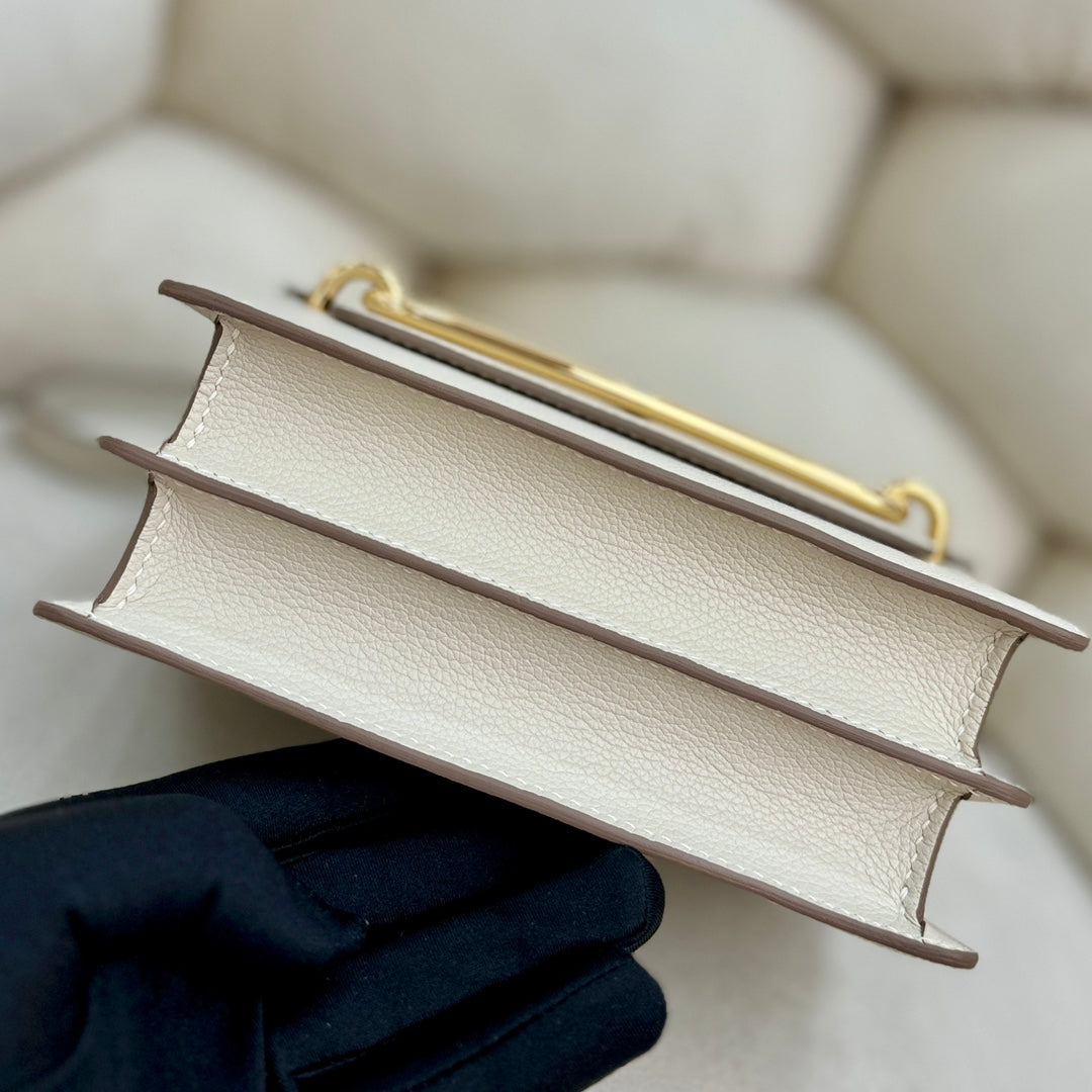 Hermès Mini Roulis Bag Beige Evercolor Gold Hardware H50306