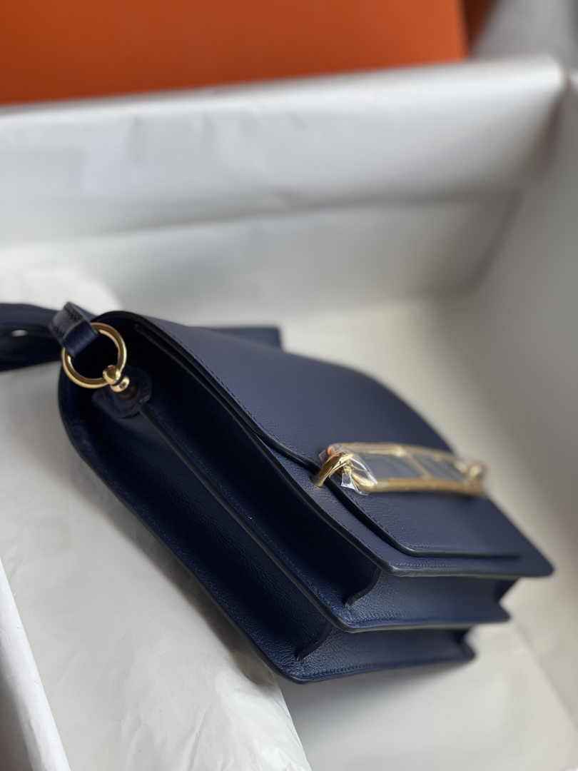 Hermès Mini Roulis Bag Navy Blue Evercolor Gold Hardware H50310