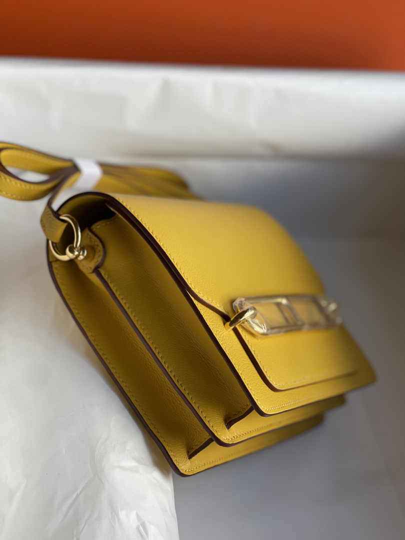 Hermès Mini Roulis Bag Yellow Evercolor Gold Hardware H50314