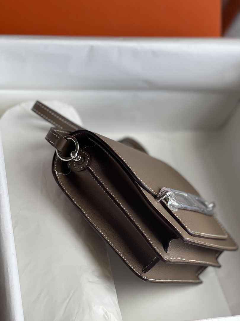 Hermès Mini Roulis Bag Light Brown Evercolor Silver Hardware H50336