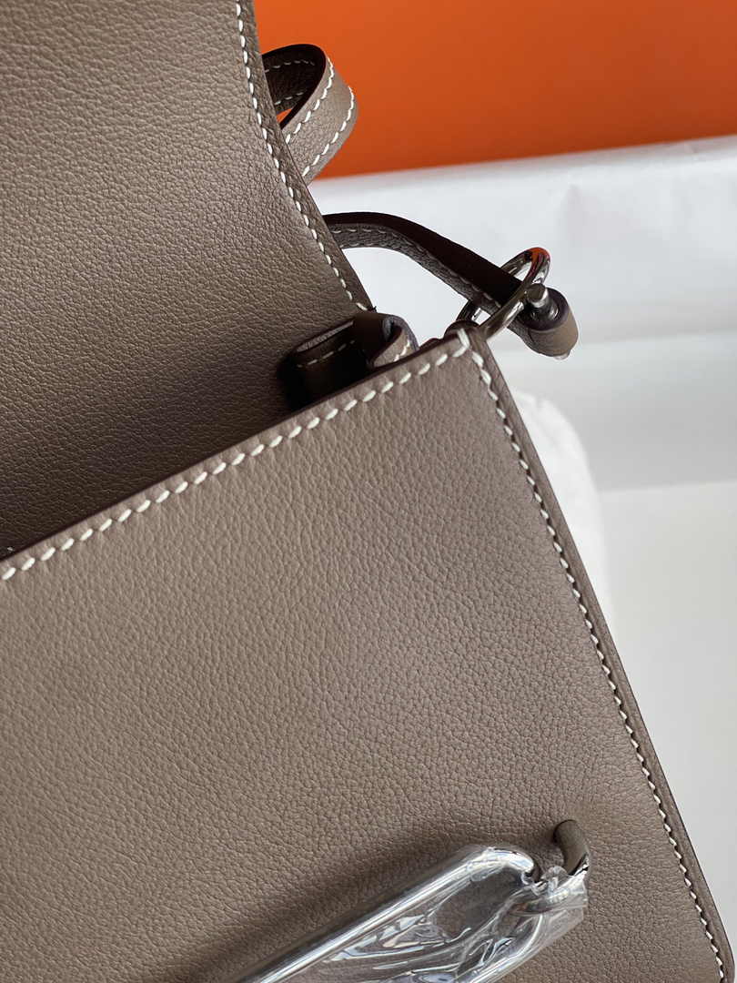 Hermès Mini Roulis Bag Light Brown Evercolor Silver Hardware H50336