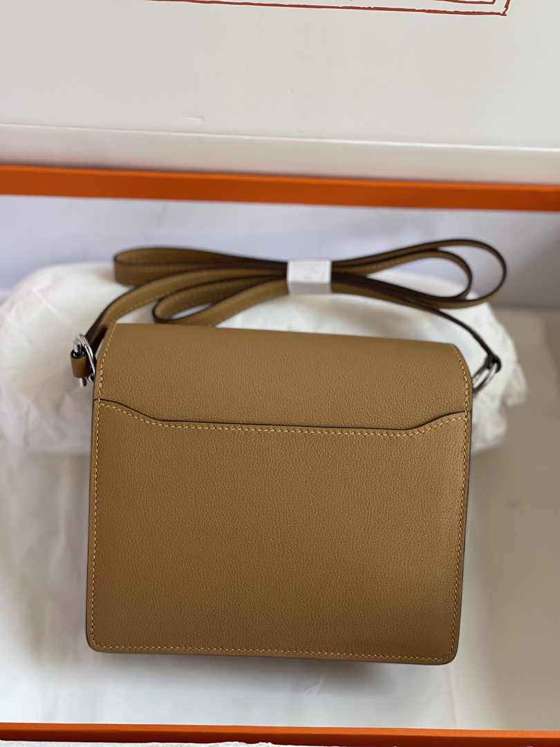 Hermès Mini Roulis Bag Camel Evercolor Silver Hardware H50318