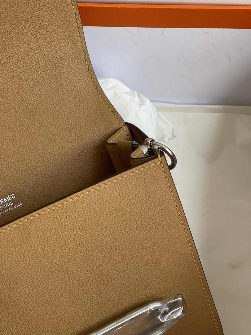 Hermès Mini Roulis Bag Camel Evercolor Silver Hardware H50318