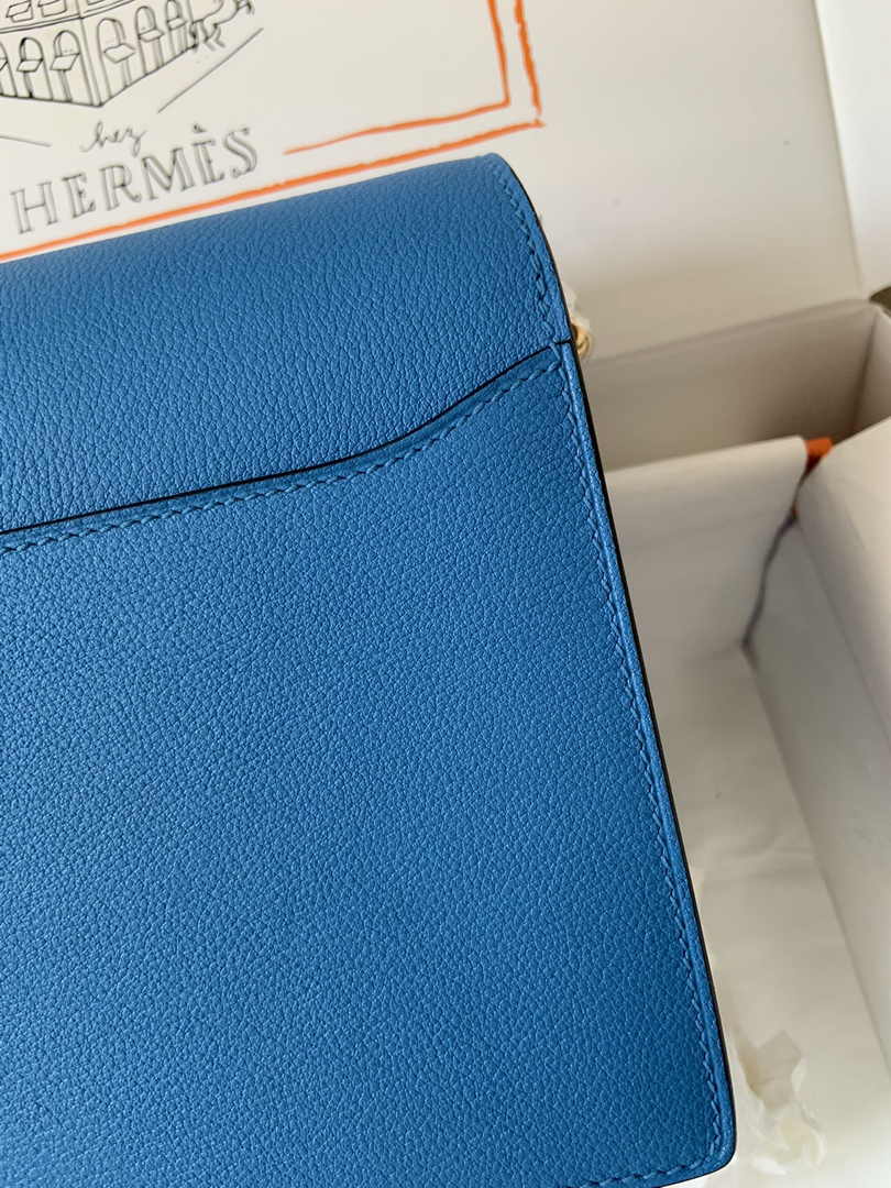 Hermès Mini Roulis Bag Light Blue Evercolor Gold Hardware H50321