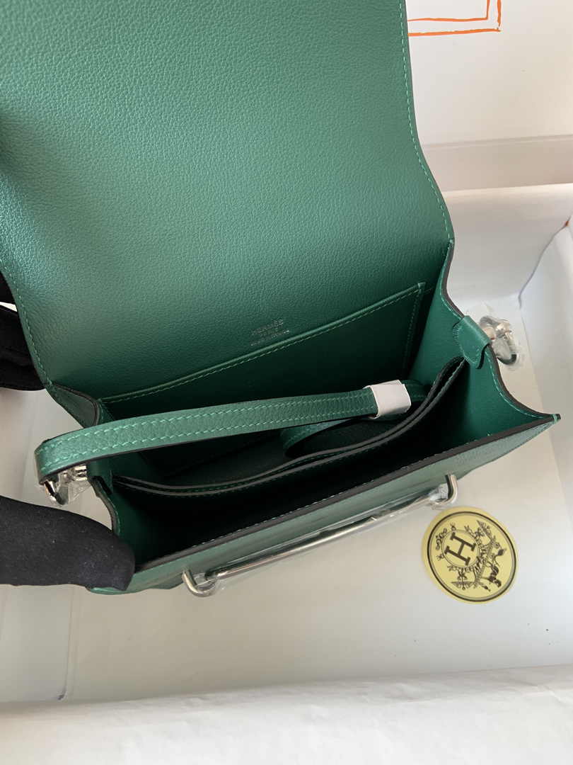 Hermès Mini Roulis Bag Green Evercolor Silver Hardware H50324