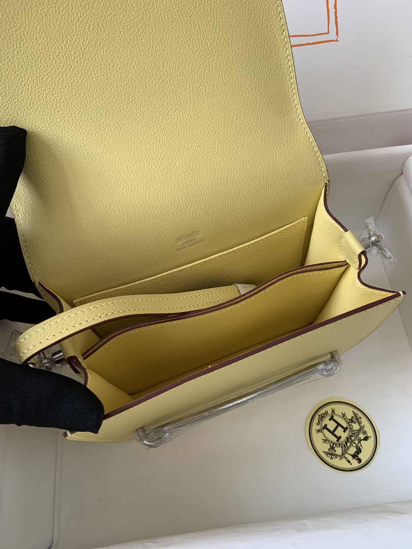 Hermès Mini Roulis Bag Light Yellow Evercolor Silver Hardware H50330