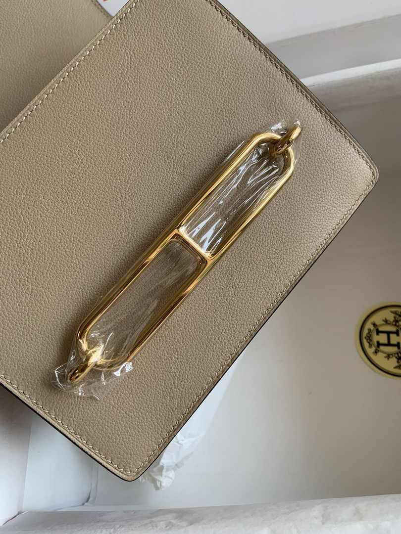 Hermès Mini Roulis Bag Apricot Evercolor Gold Hardware H50331