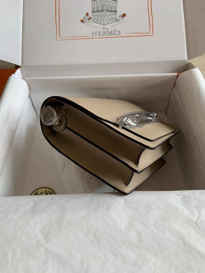 Hermès Mini Roulis Bag Apricot Evercolor Gold Hardware H50332