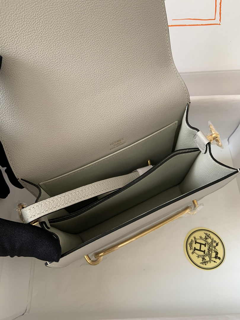 Hermès Mini Roulis Bag Light Gray Evercolor Gold Hardware H50327