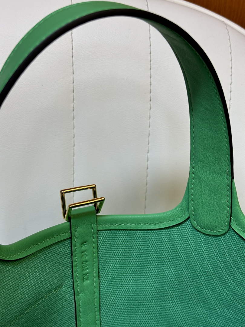 Hermès Picotin Lock 18 pocket bag H925609