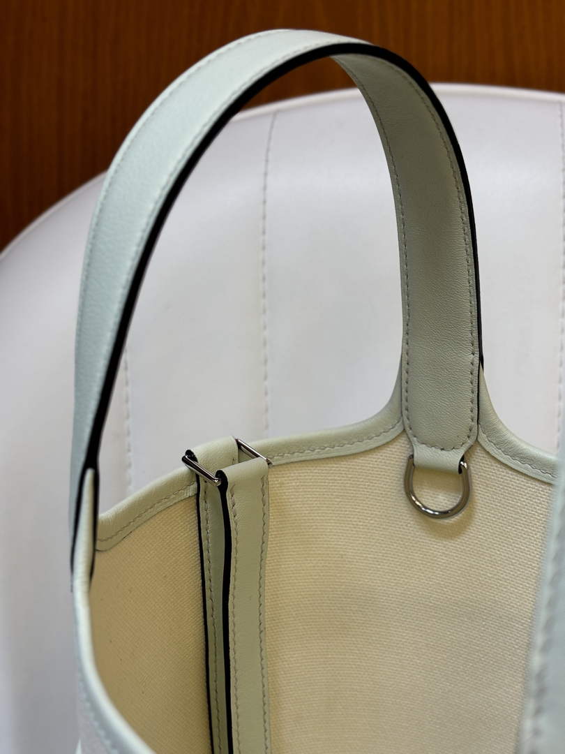 Hermès Picotin Lock 18 pocket bag H925601