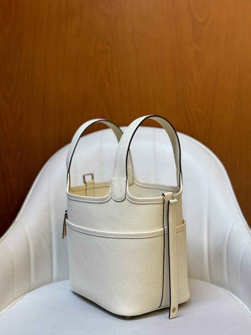 Hermès Picotin Lock 18 pocket bag H925606