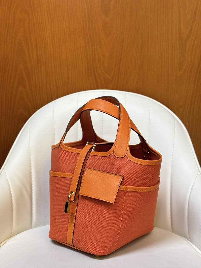 Hermès Picotin Lock 18 pocket bag H925604