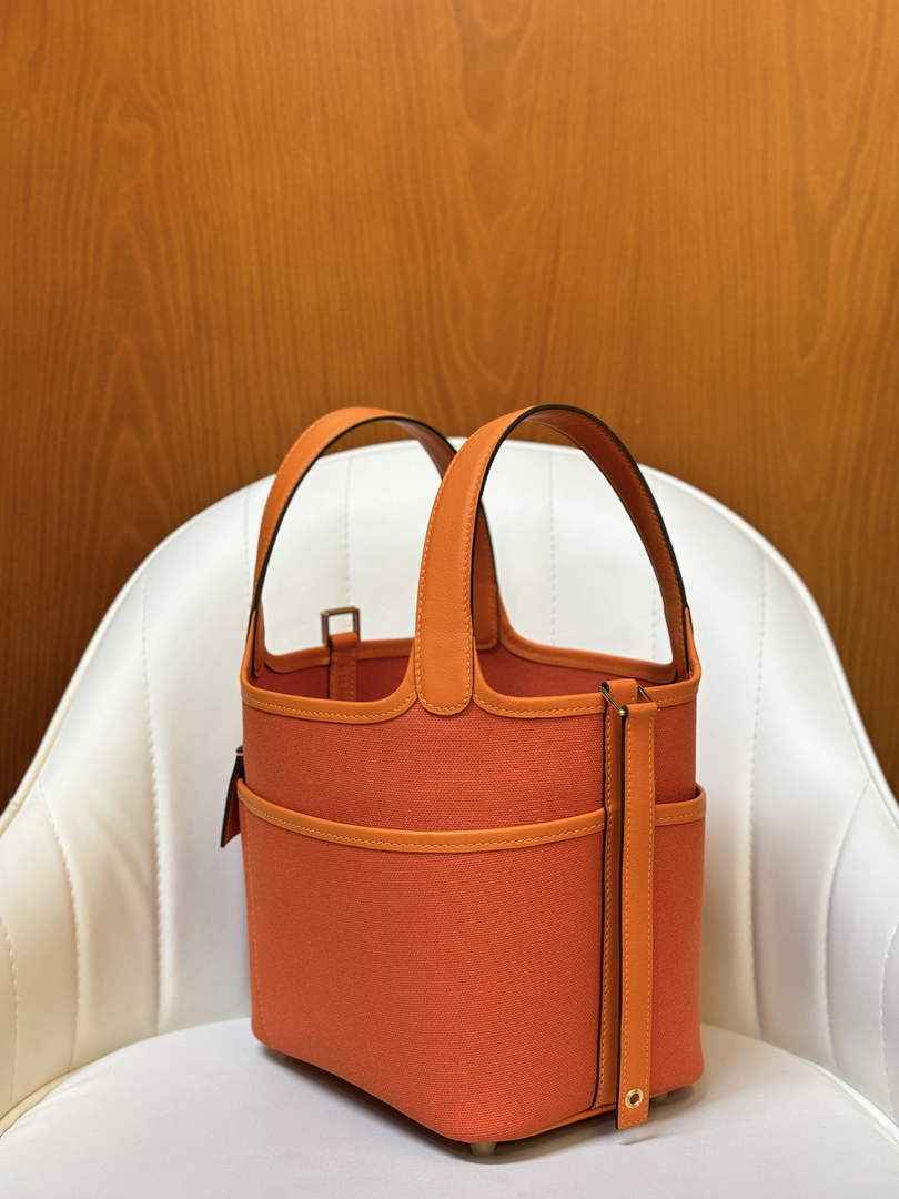 Hermès Picotin Lock 18 pocket bag H925604