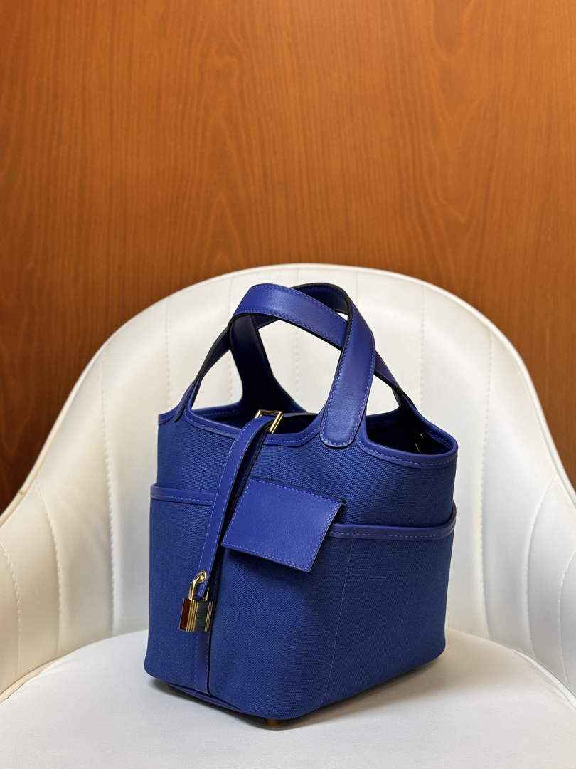 Hermès Picotin Lock 18 pocket bag H925607