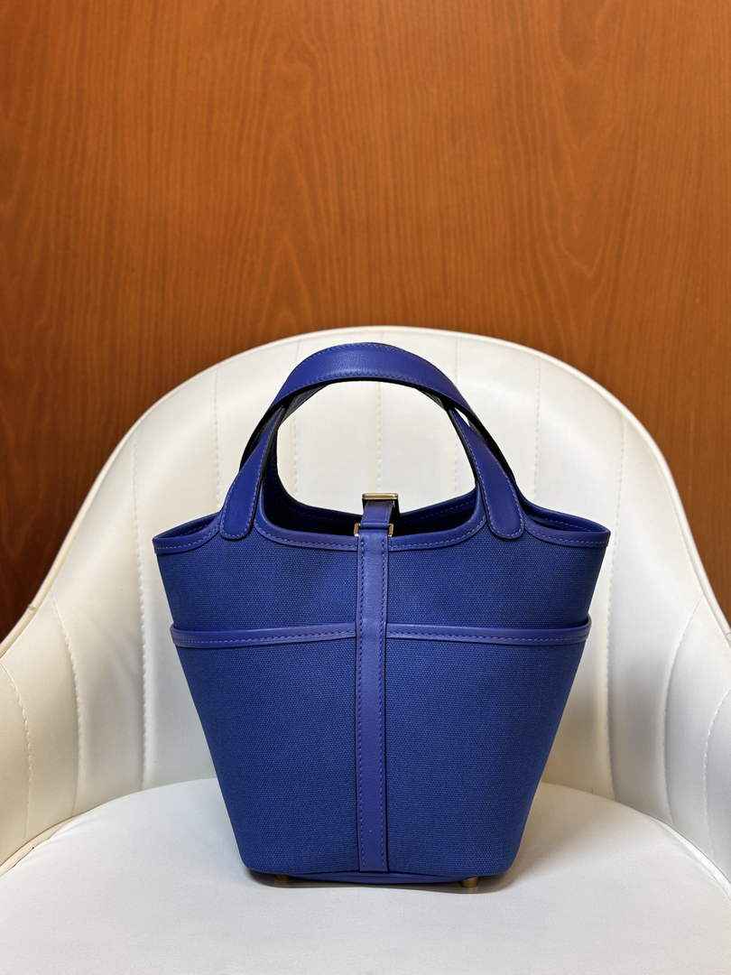 Hermès Picotin Lock 18 pocket bag H925607