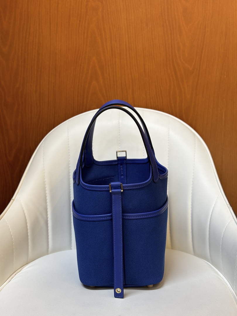 Hermès Picotin Lock 18 pocket bag H925607