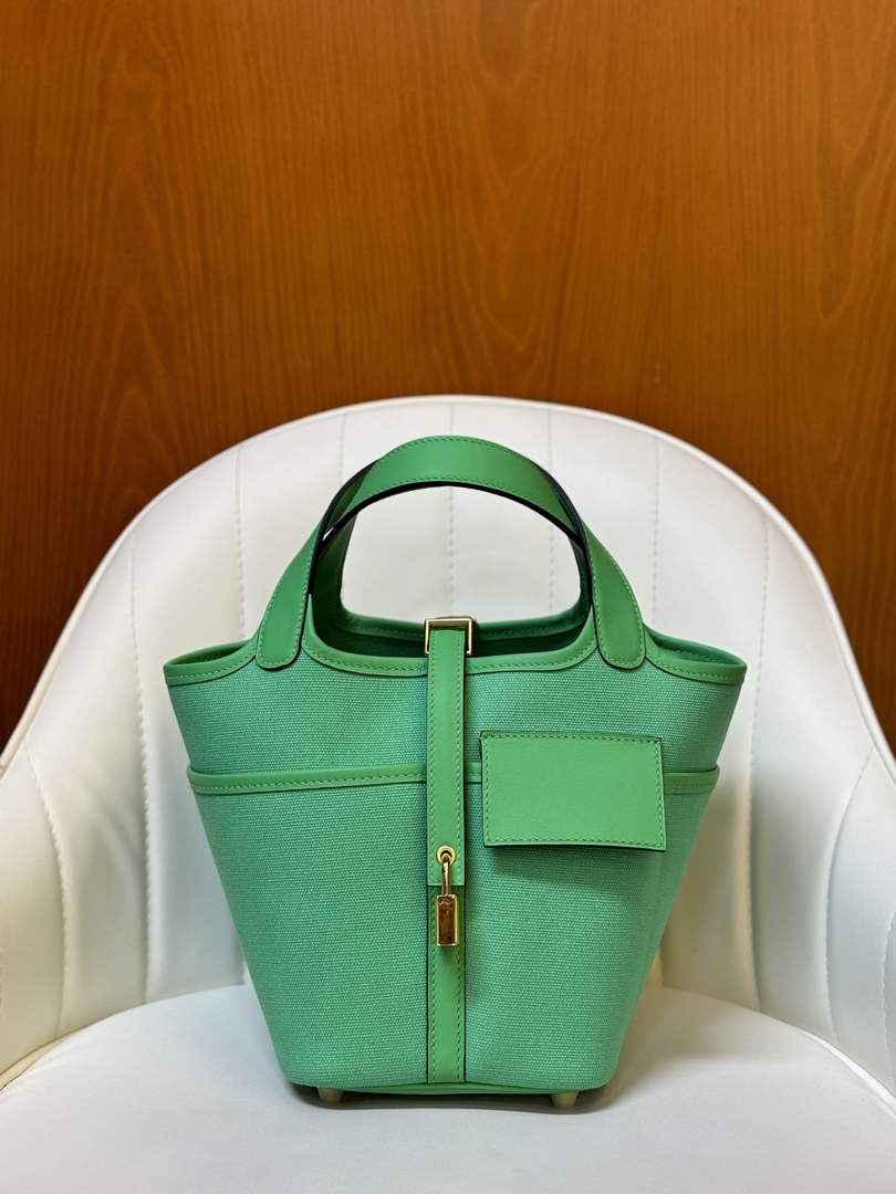 Hermès Picotin Lock 18 pocket bag H925609