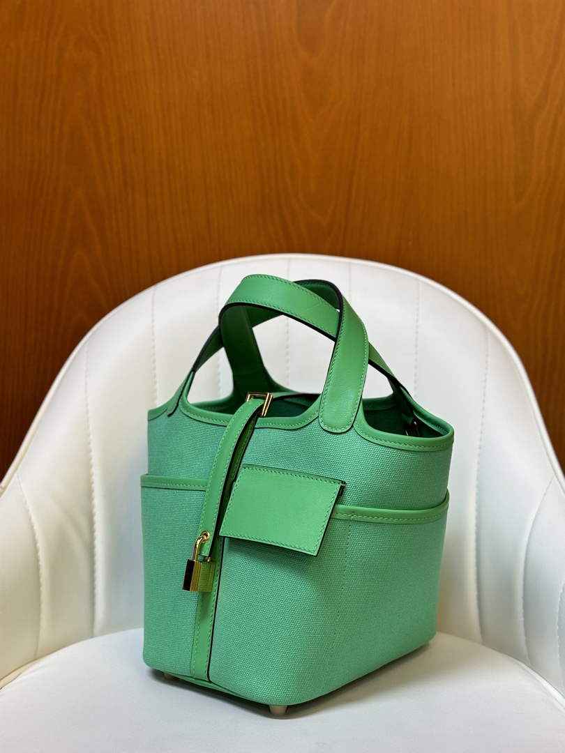 Hermès Picotin Lock 18 pocket bag H925609