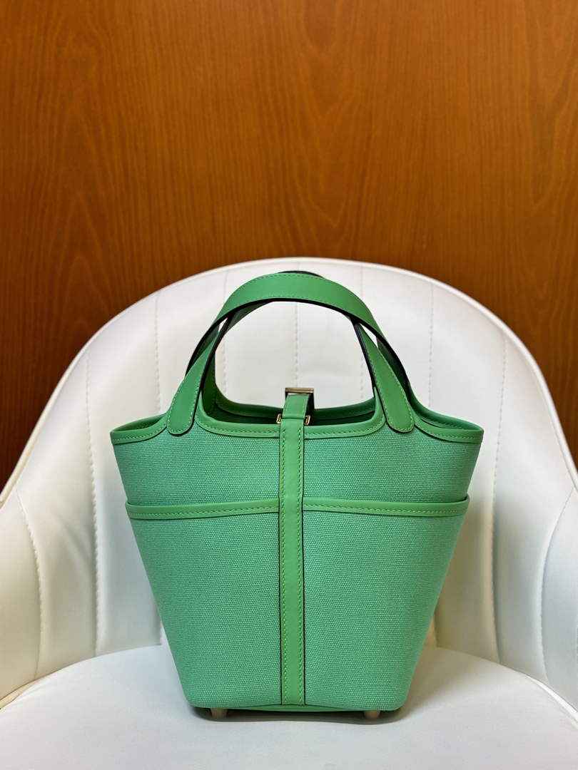Hermès Picotin Lock 18 pocket bag H925609