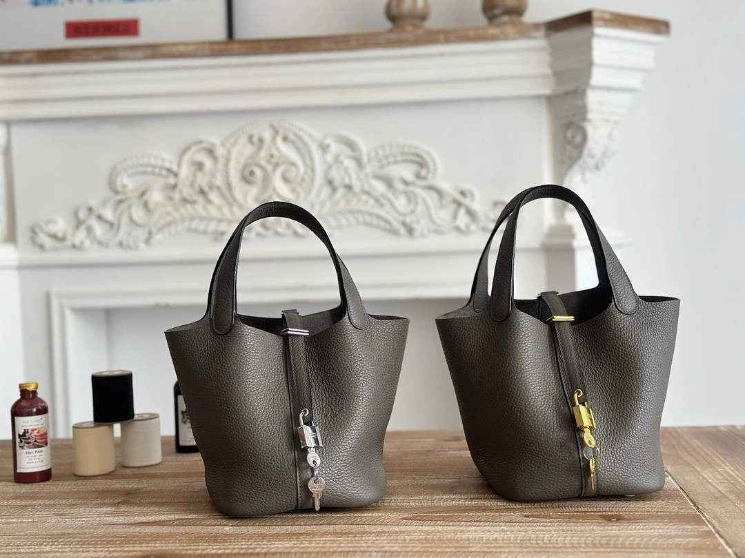 Hermès Picotin Lock 18 pocket bag Togo Leather dark gray H9352001