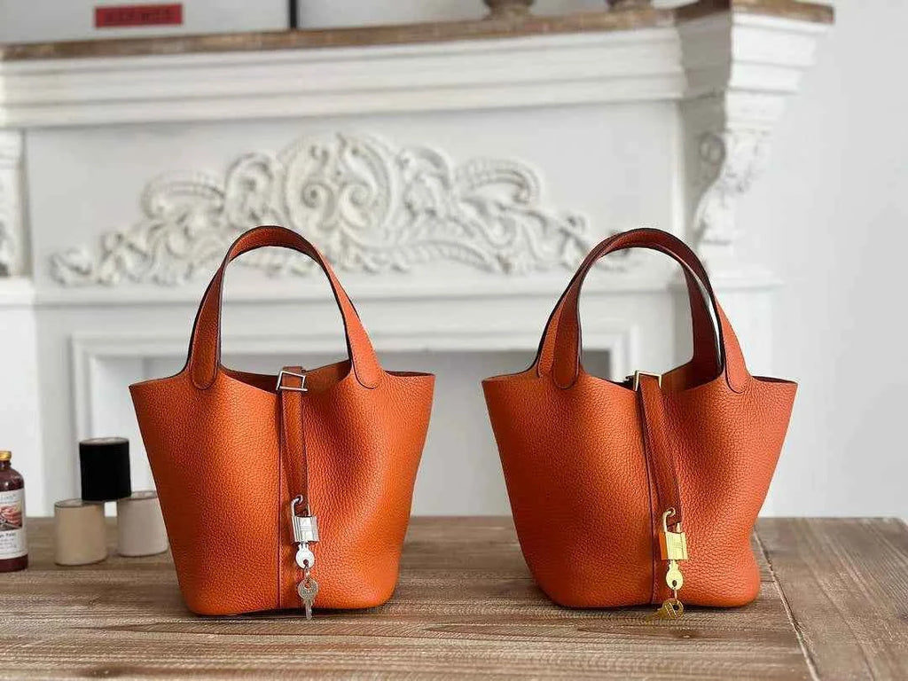 Hermès Picotin Lock 18 pocket bag Togo Leather H935100 orange